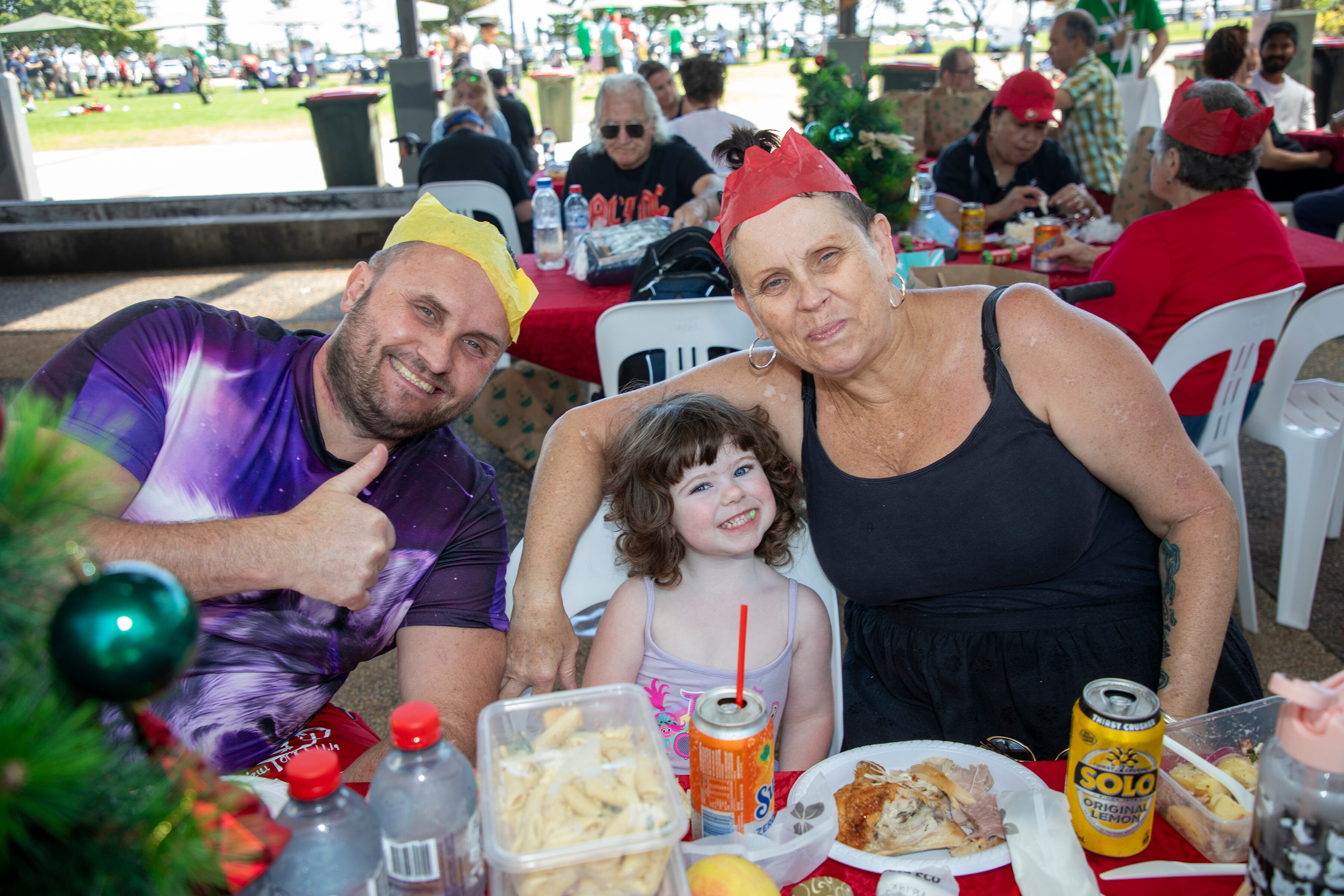 Samaritans Xmas Lunch-25-12-23-076-2MB